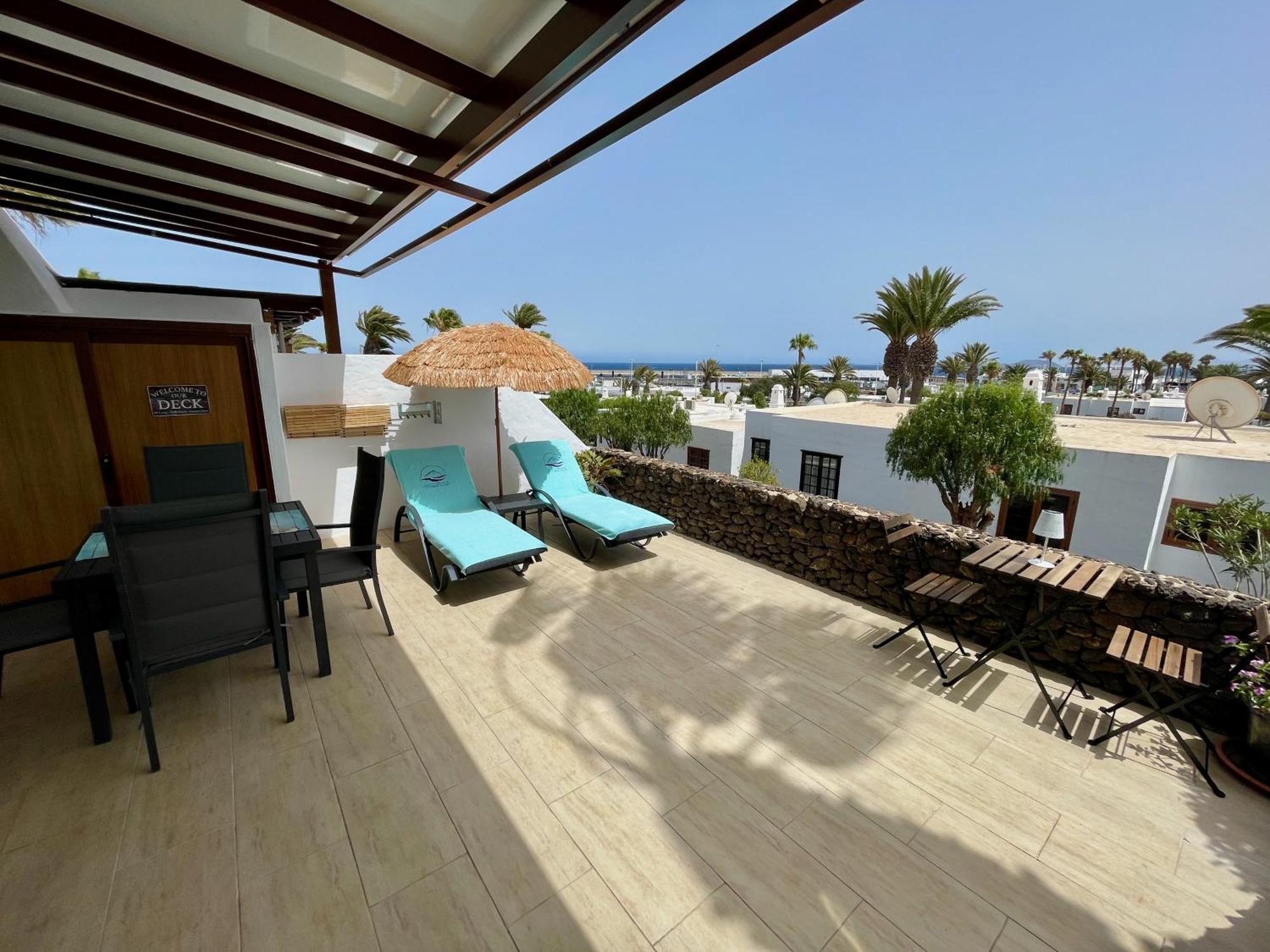 La Casa Del Mar The Sea House Aparthotel Playa Blanca  Exterior photo